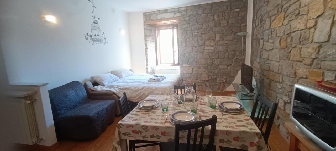 Casa Vacanze Puccini 12, Muggia Apartment ภายนอก รูปภาพ